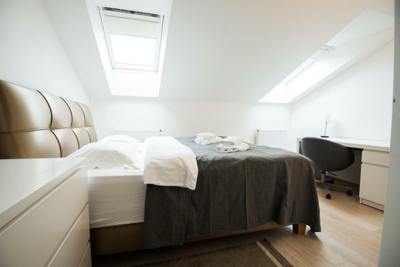 Spa Apartments Bulharska การ์โลวีวารี ภายนอก รูปภาพ