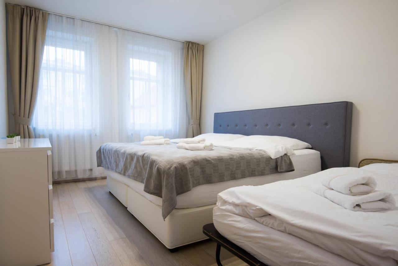 Spa Apartments Bulharska การ์โลวีวารี ภายนอก รูปภาพ